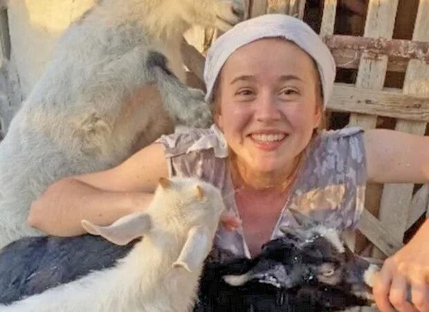 Каролина из деревни блоггер фото Аграрный" блог 23-летней волгоградки набрал 1,5 млн подписчиков Волгоградская Пр