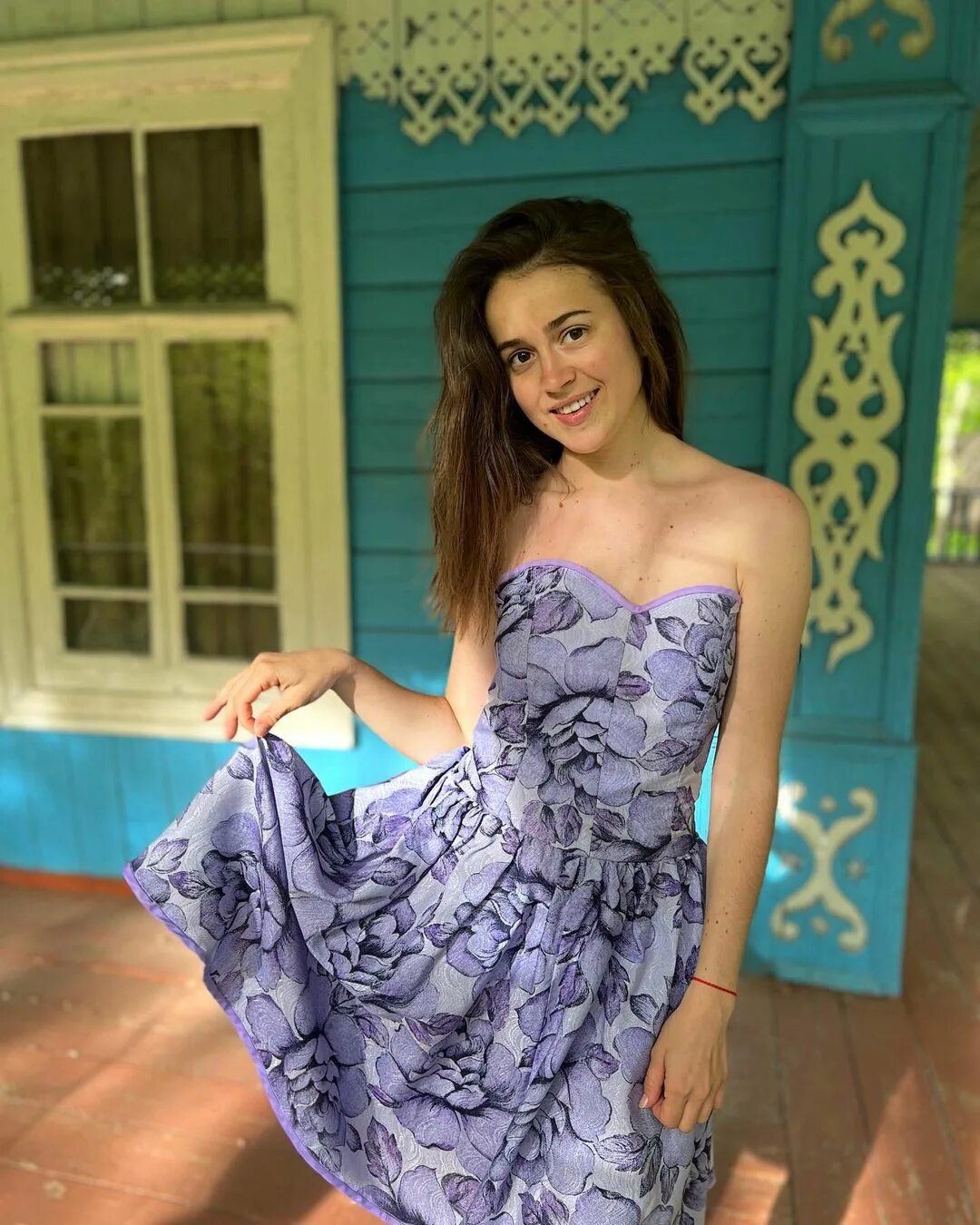 Каролина из деревни горячие фото Каролина Моисеенко: биография YouTube и TikTok блогера