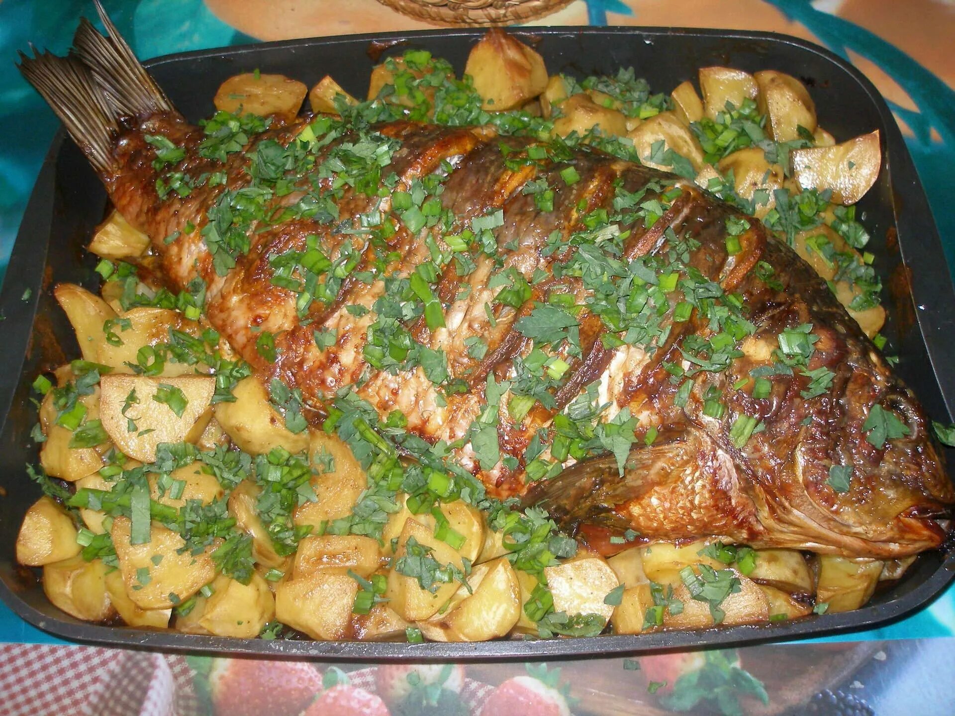 Карп в духовке с овощами фото Картинки СОЧНЫЙ КАРП В ДУХОВКЕ
