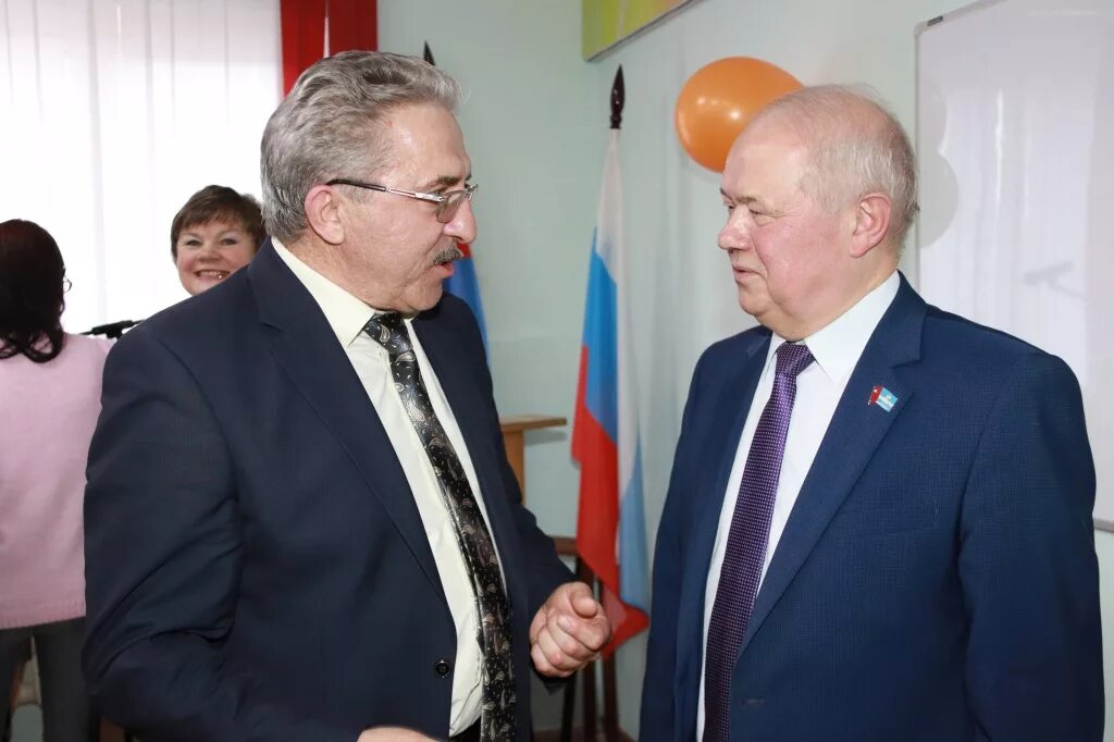 Карпов игорь николаевич калуга теплосеть фото биография Александр Иванов вручил награды сотрудникам МУП "Калугатеплосеть" - Городская Ду