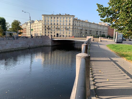 Карповка санкт петербург фото Геслеровский мост, наб. реки Карповка. - Picture of Karpovka River Embankment, S