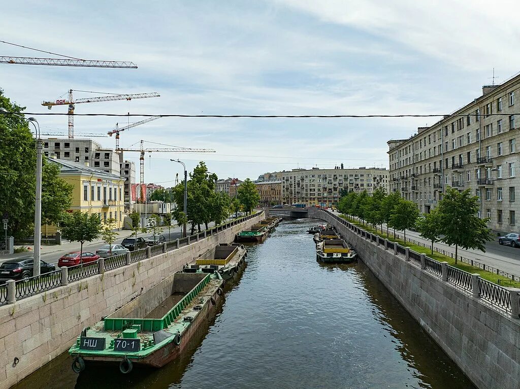 Карповка санкт петербург фото В Петербурге хотят запретить судоходство по Карповке - Business FM Санкт-Петербу