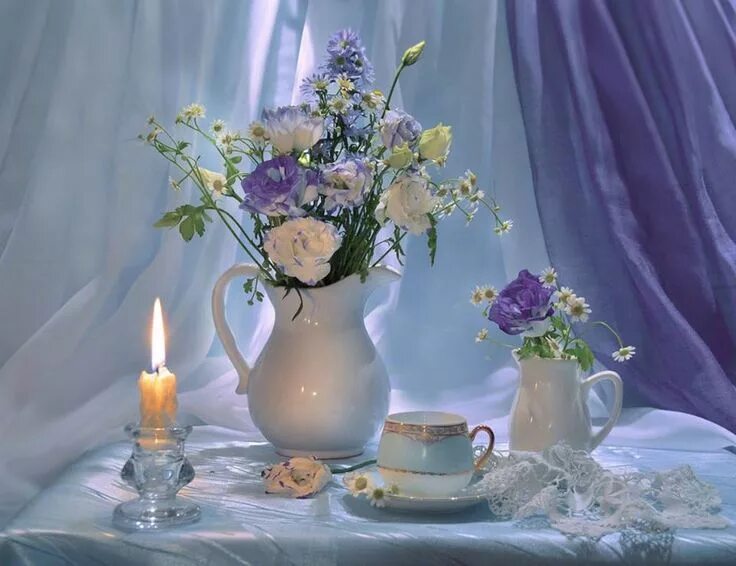 Картинка добрый вечер нежные женщине Pin by Francine Beve on un bon café Table decorations, Glass vase, Vase