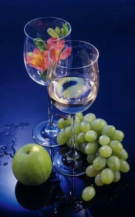 Картинка добрый вечер с фруктами Pin by Татьяна Кравченко on натюрморты Wine glass images, Cocktail drinks, Drink