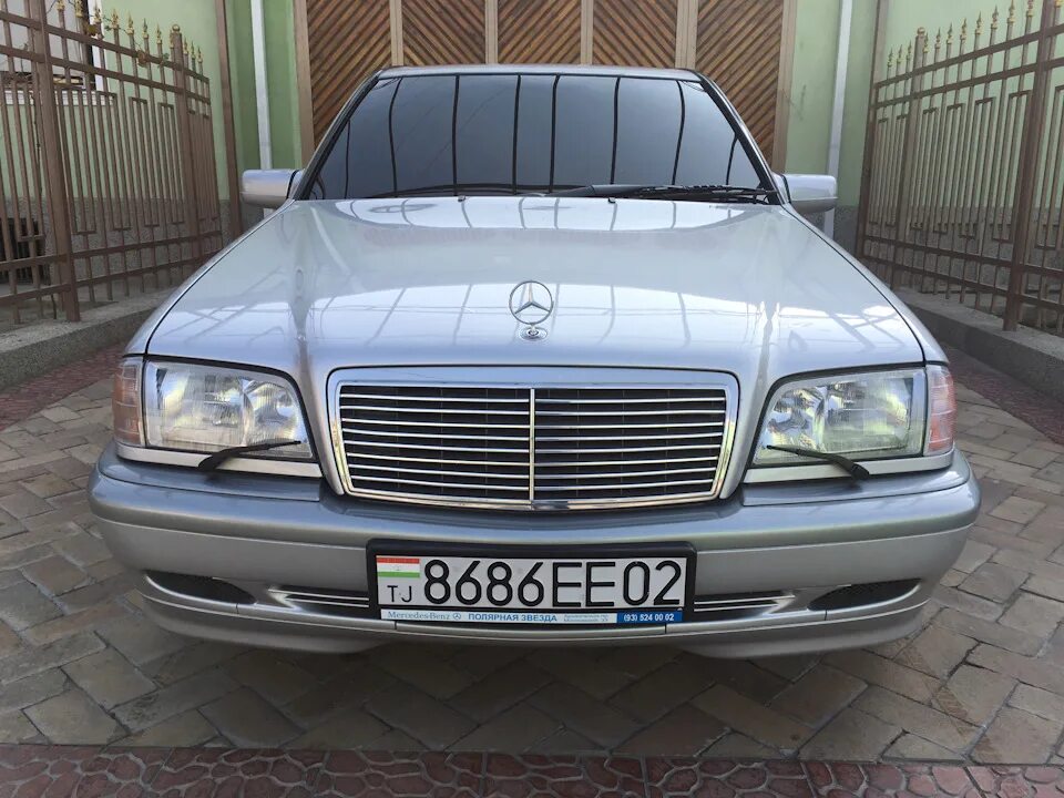 Картинка мерседес сечка таджикистан фото Съёмная тонировка на лоб - Mercedes-Benz C-class (W202), 1,8 л, 1999 года другое
