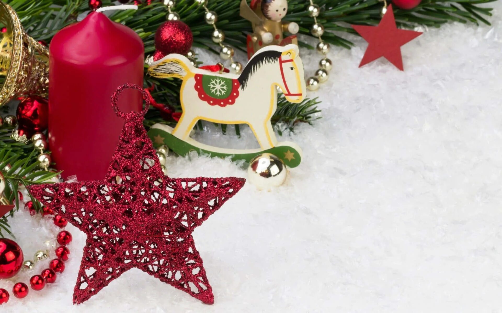 Картинка новый год оригинальная Download Christmas Horse Ornaments Picture Wallpapers.com