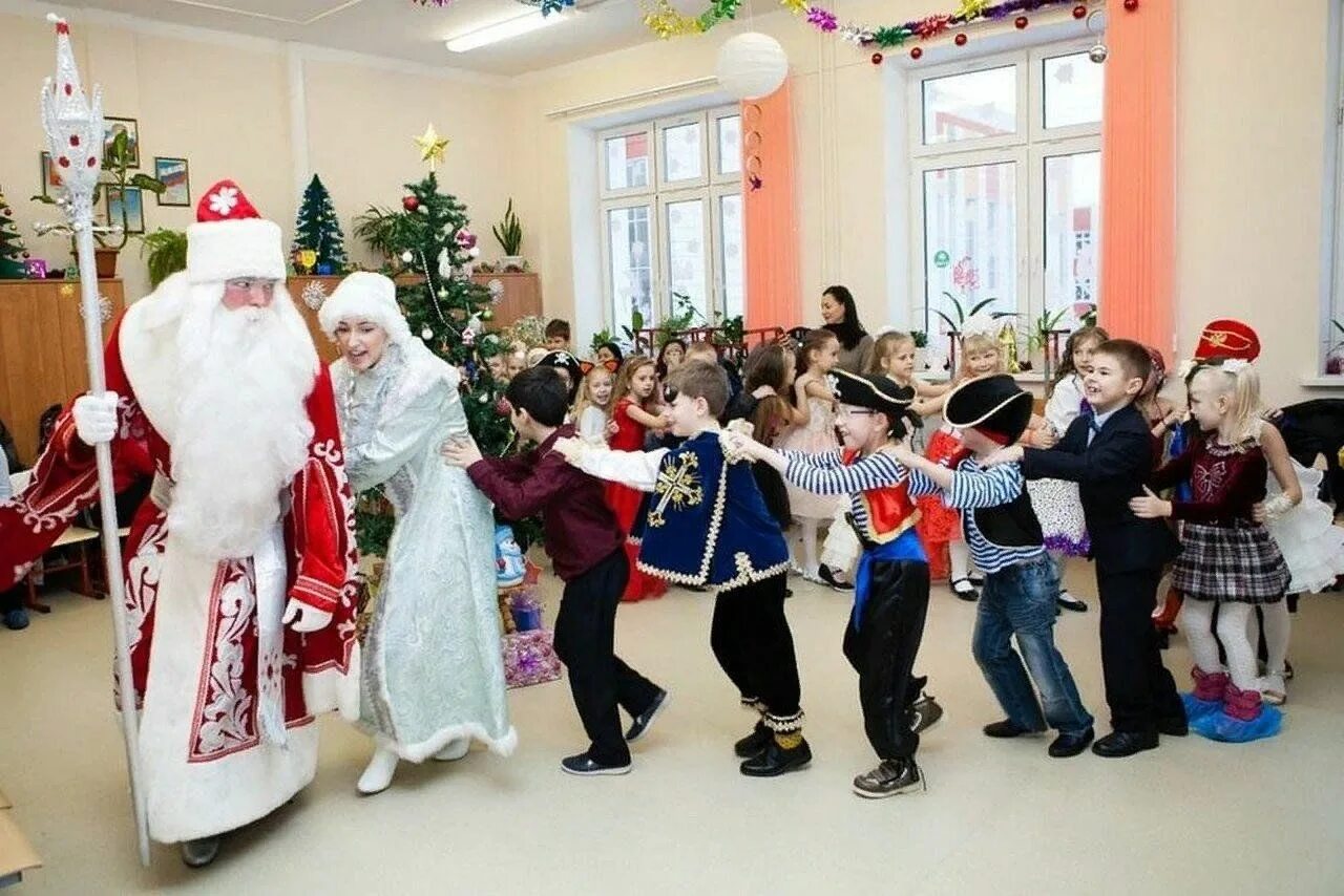 Картинка новый год школа Развлекательная программа "В снежном царстве, в морозном государстве" 2024, Вейд