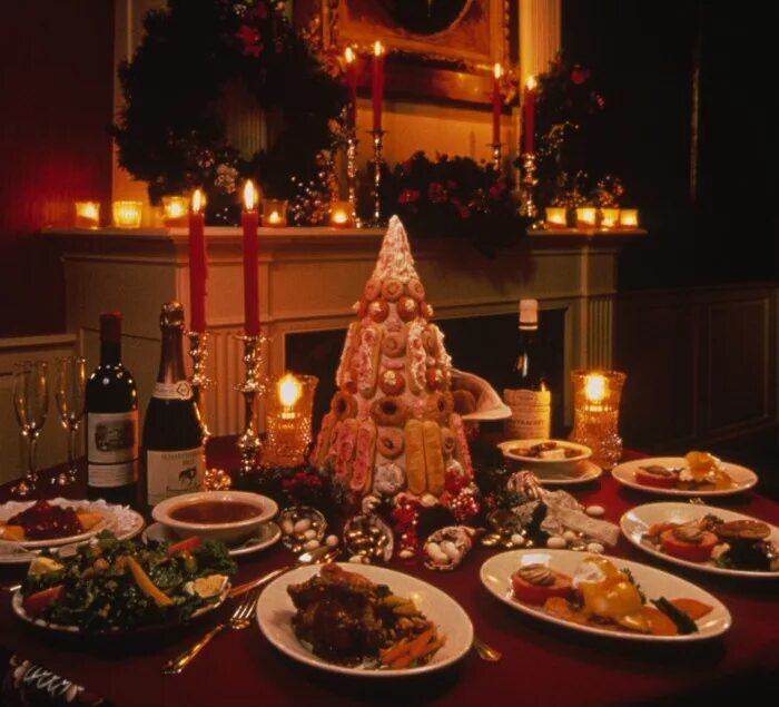 Картинка новый год стол Christmas 'supper' in New Orleans Traditional christmas dinner, New orleans chri