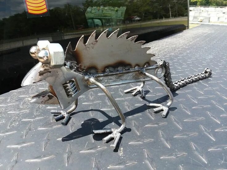 Картинка поделки самоделки Lagarto em metal Scrap metal art, Welding art, Metal art projects