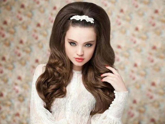 Картинка самая красивая прическа свадебные прически с начесом Long hair styles, Bouffant hair, Long bridal hair