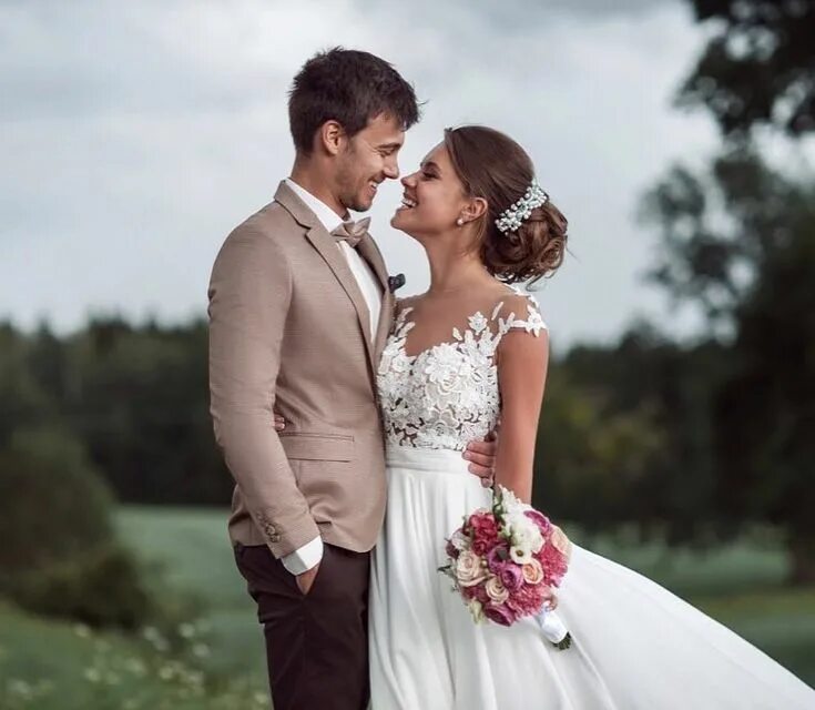 Картинка свадьба жених и невеста Thats how love looks like #millanova #millanovabride #wedding #weddingdress #bri