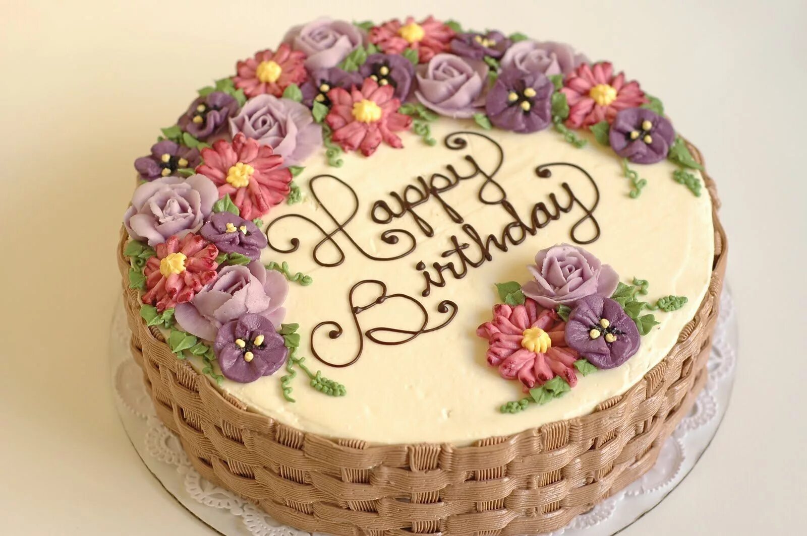 Картинка торт с днем рождения женщине Flower Arranging and Basket Weaving? Celebration cakes, Cake decorating designs,