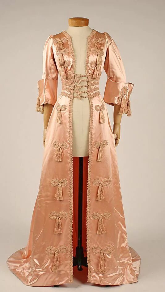 Картинка женский халат в стиле 19 века Negligée Date: ca. 1908 Culture: French Vintage dresses, Historical dresses, Edw