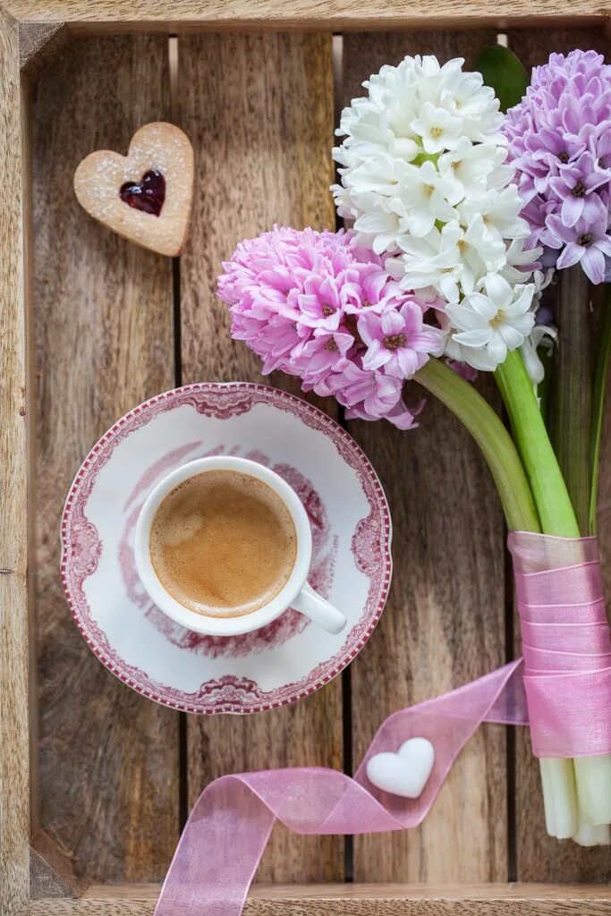 Картинки доброе утро красивые необычные оригинальные нежные #coffee time Heart Shaped Linzer Cookies by @bakingwithanastasia Кофе, Искусство