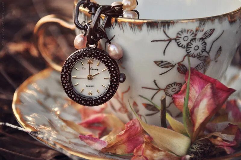 Картинки фото часов Almost ready by MintLights.deviantart.com on @deviantART Rose gold watches women