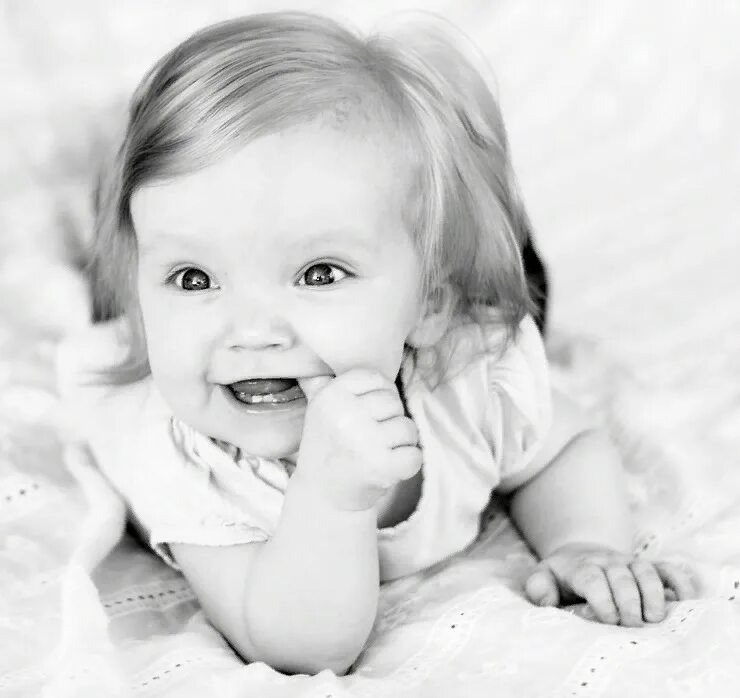 Картинки фото детей черно белые Our daughter Marina Yesenina (Co-authored with Dmitry Pozdeev) I dreamt about my