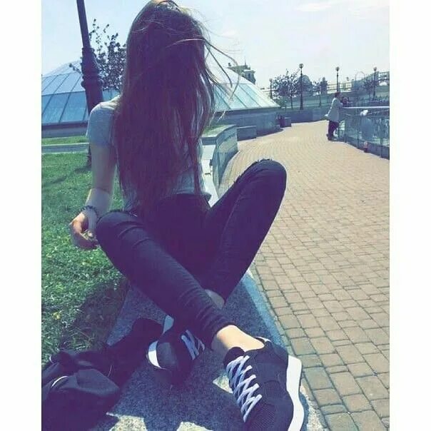 Картинки фото девушек без лица Pin by ✨ Aisha ✨ on Pɪᴄᴛᴜʀᴇs Girl photography poses, Girl photo poses