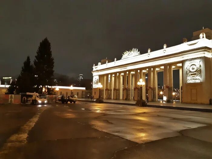 Картинки фото площадь перед метро парк культуры Вечерняя ленивая прогулка от метро Парк Культуры до метро Воробьевы горы Культур