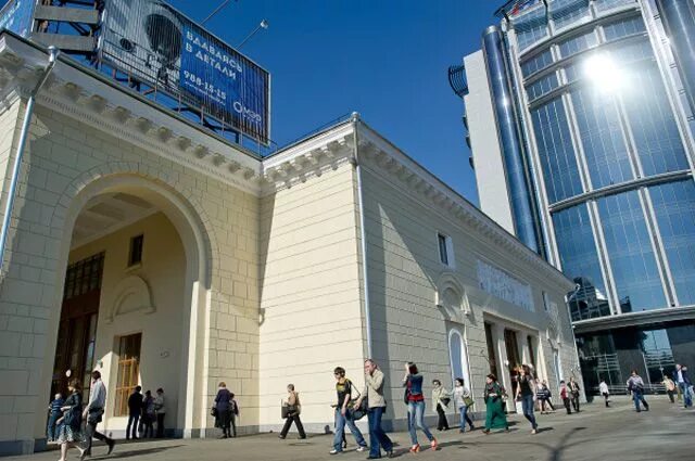 Картинки фото площадь перед метро парк культуры Какие станции Сокольнической линии будут закрыты в субботу? Аргументы и Факты