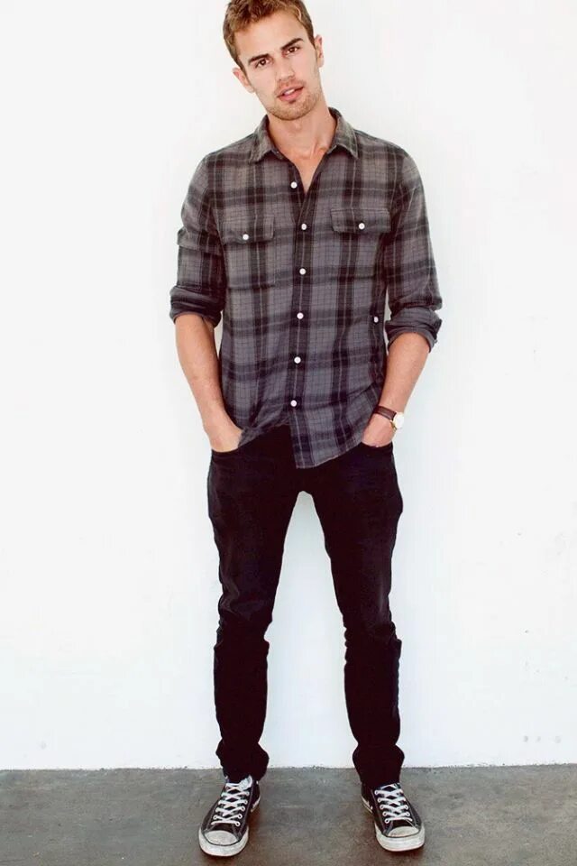 Картинки фото в полный рост Meńs wear Outfits with converse, Mens outfits, Theo james