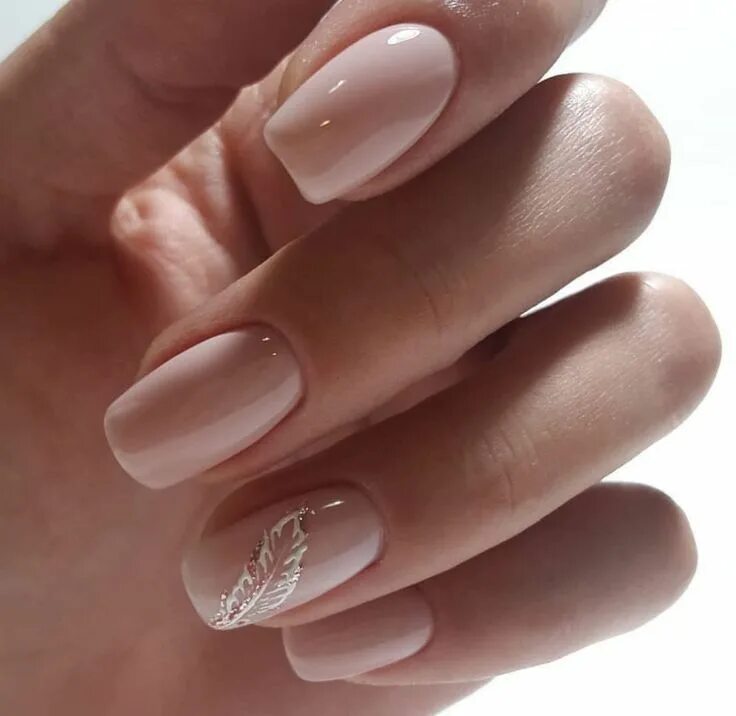 Картинки красивого маникюра нюдового Dazzling manicures for the woman with taste, class, and a need to have functiona