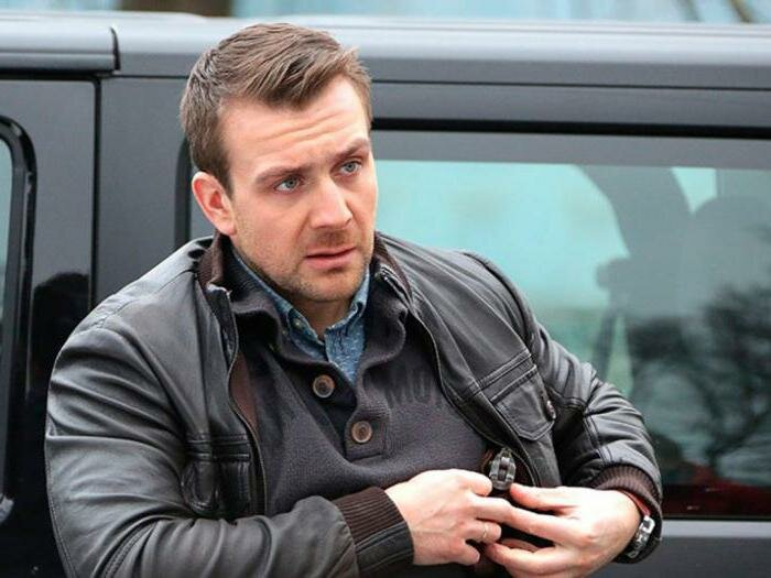 Кино невский актеры фото Почему Антон Васильев давно перерос сериал "Невский", сделавший его знаменитым М