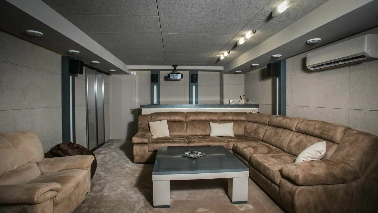 Кино rooms молочный пер 6 ульяновск фото Фотографии Антикинотеатр Кино Rooms - Ульяновск, Молочный переулок, 6 - галерея 