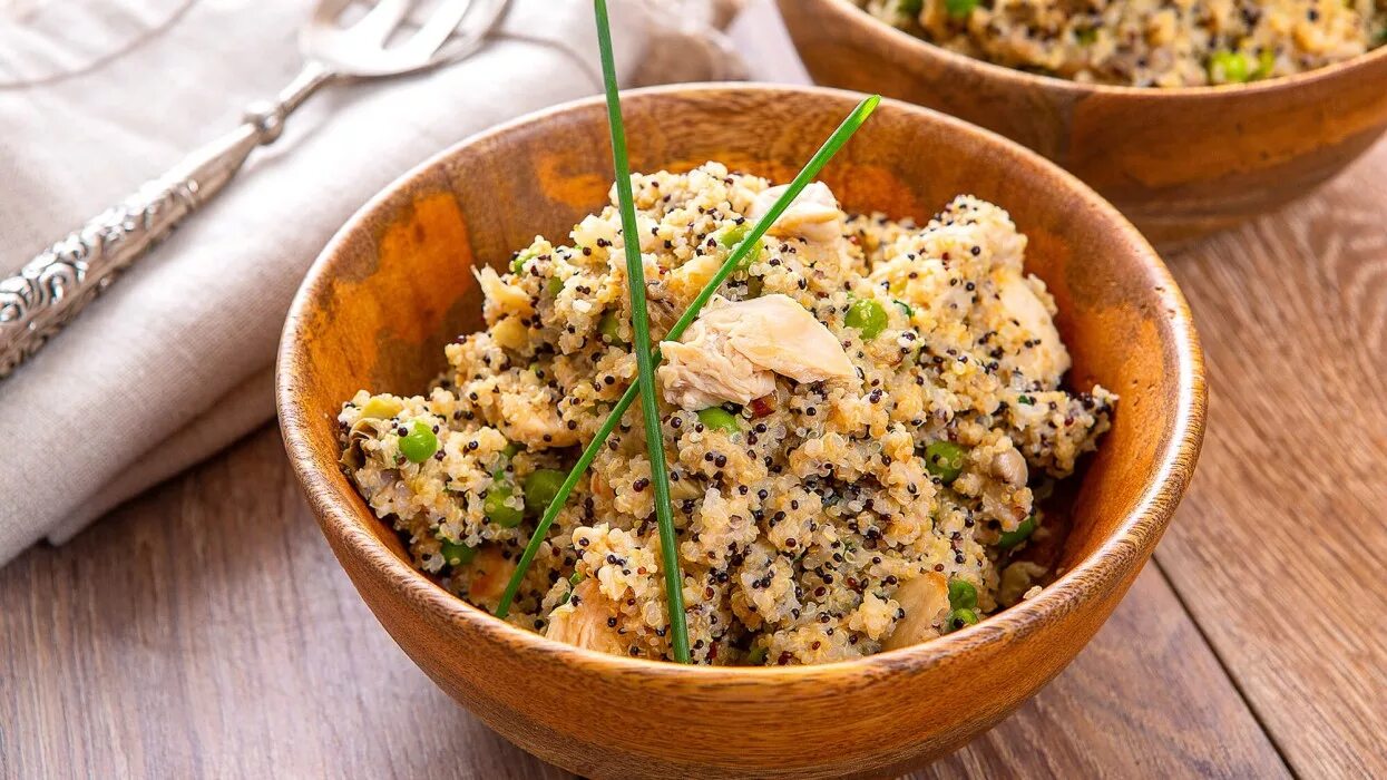 Киноа блюда фото Плов из киноа с индейкой, вешенками и артишоками Оригинальное блюдо от Шефмаркет