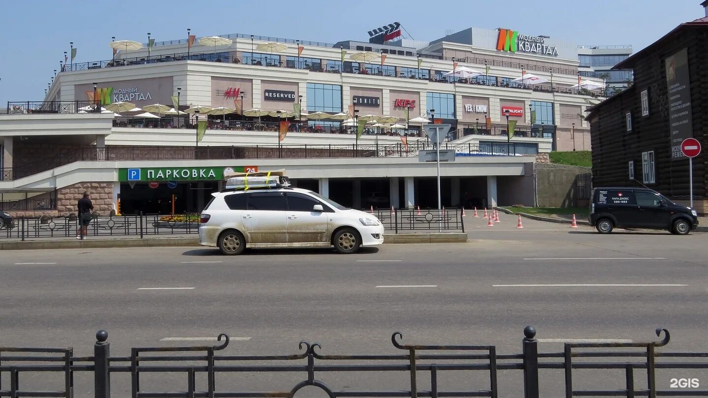 Киноквартал ул 3 июля 25 иркутск фото Парковка трк