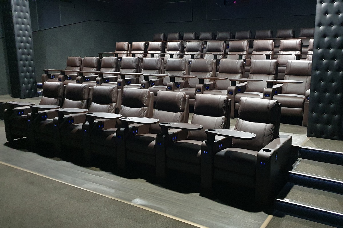 Кинотеатр тверь фото О кинотеатре Кинотеатр Silver Cinema