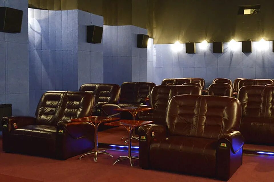 Кинотеатр волжский вип зал фото VIP-комфорт в кино - KP.RU