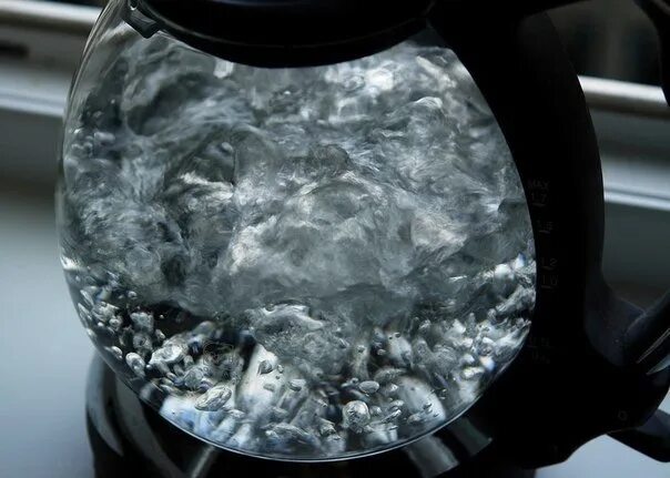 Кипящая вода фото Why not boil water twice? Water is literally the source of life, accounting for 