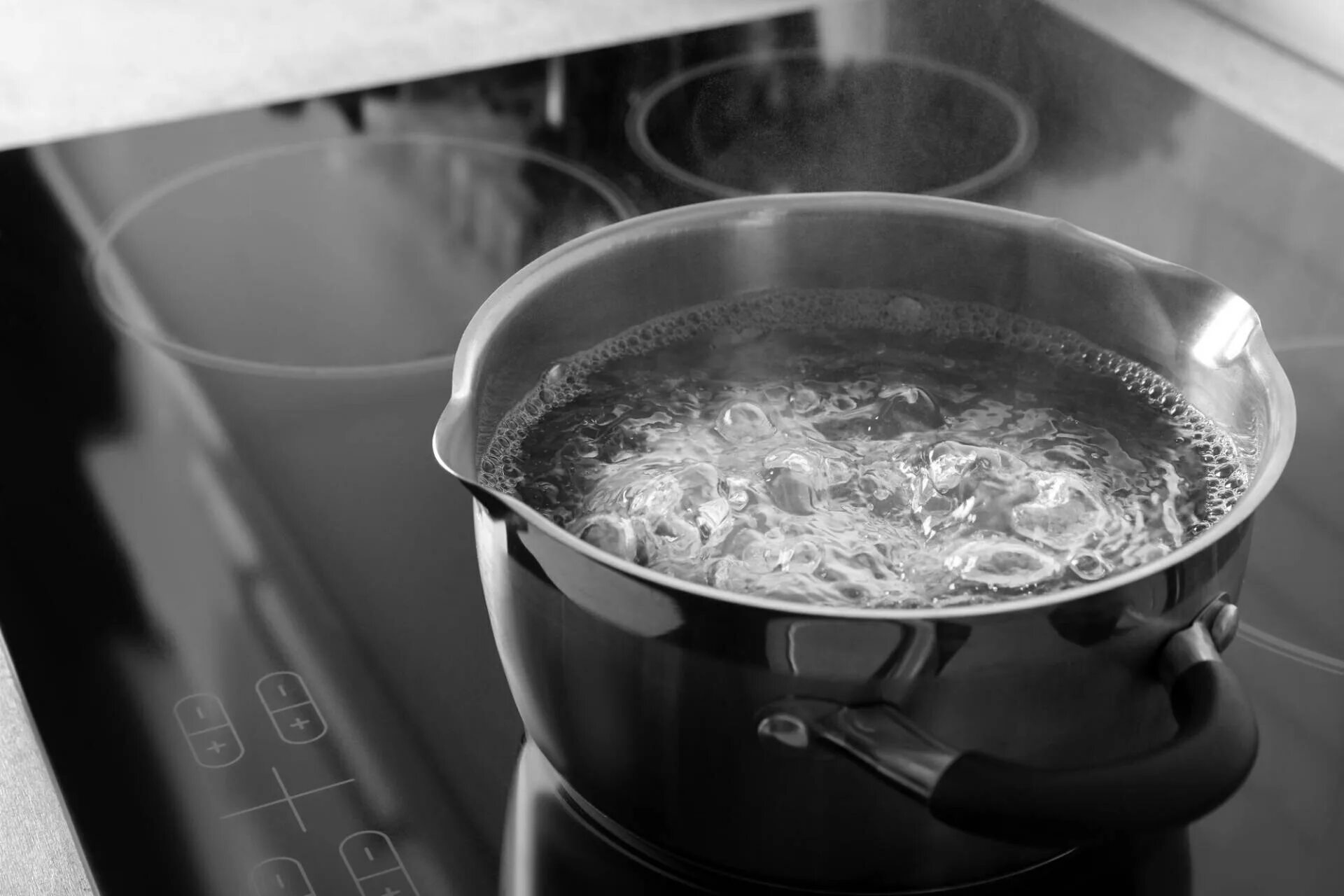 Кипящая вода фото Хроника текущих событий. : Кают-компания Пятой
