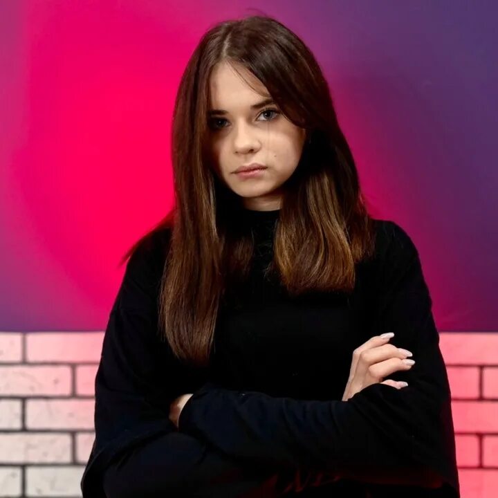 Кира из адреналин хауса фото ▷ скучала по вам! сейчас буду спамить @kira_timraleeva - TikTok