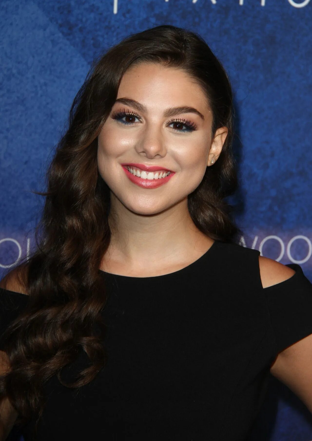 Кира косарин фото Kira Kosarin - Variety’s 'Power of Young Hollywood' Event in LA 8/16/2016 * Cele