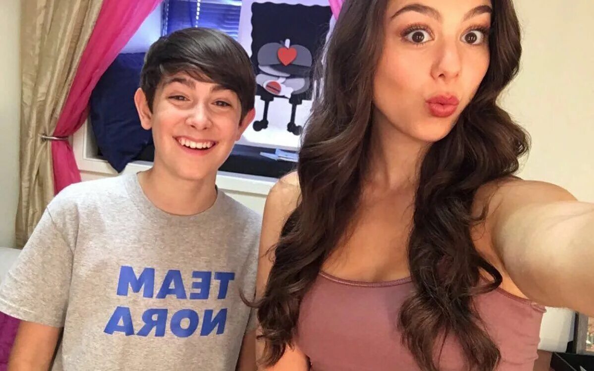 Кира косарин фото Kira Kosarin (@kirakosarin) Kira kosarin, Kira, Nickelodeon the thundermans
