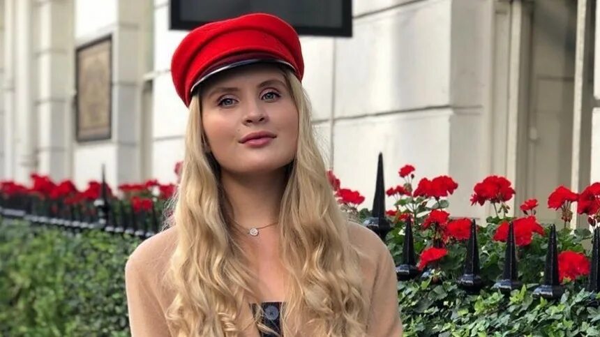 Кира малинина фото Устинья Малинина восхитила подписчиков нежным образом - фото Новости с видео