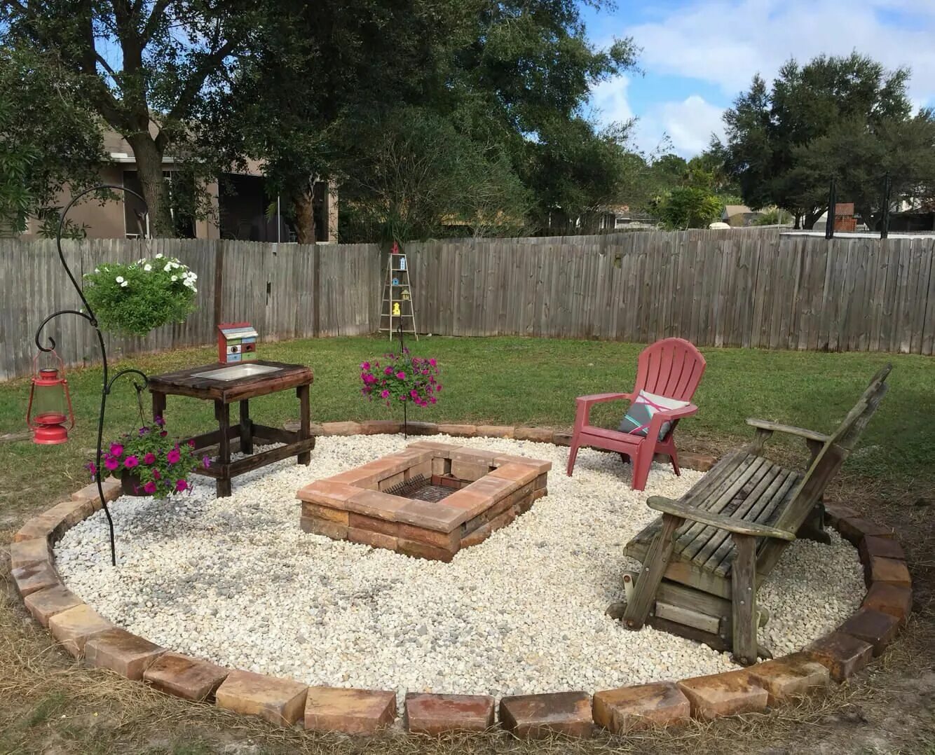 Костровая зона на даче своими руками 28 Round Firepit Area Ideas to enjoy Summer Nights Outside Backyard firepit area