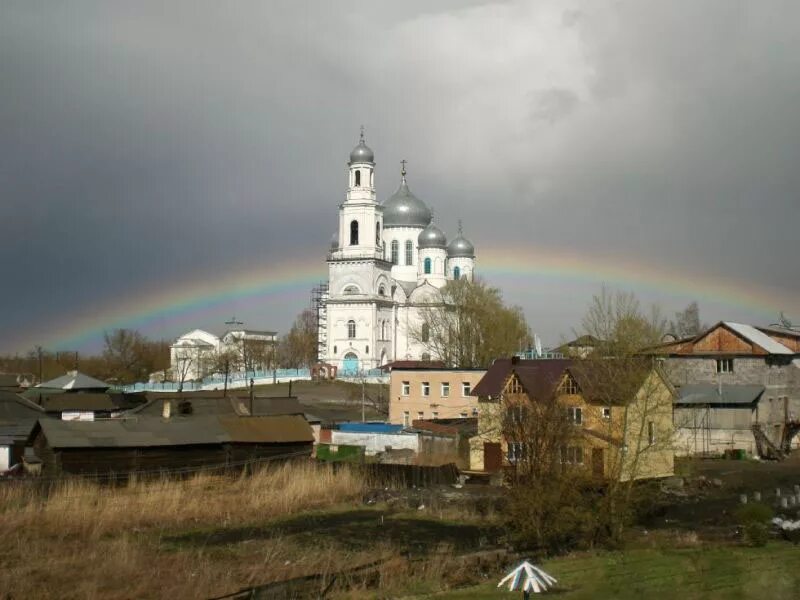 Костя хорошавцев г касли фото Каслинские священнослужители поздравили школьников с Днем знаний