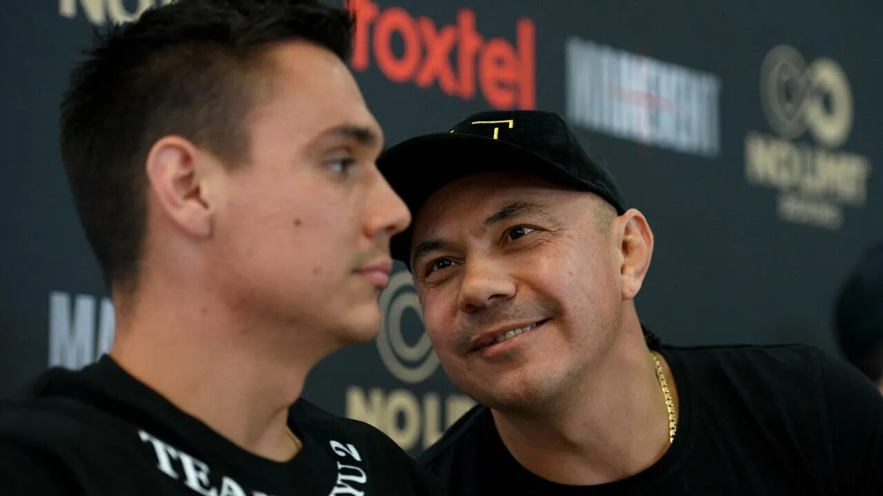 Костя цзю отец кореец фото Boxing: Kostya Tszyu backflips, won't attend son’s fight with Sebastian Fundora 