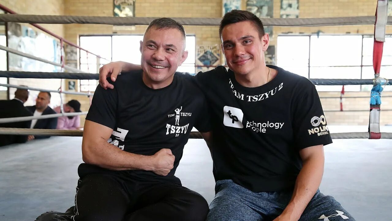 Костя цзю с сыном фото Boxing legend Kostya Tszyu chats about his life, career and son, Tim - YouTube