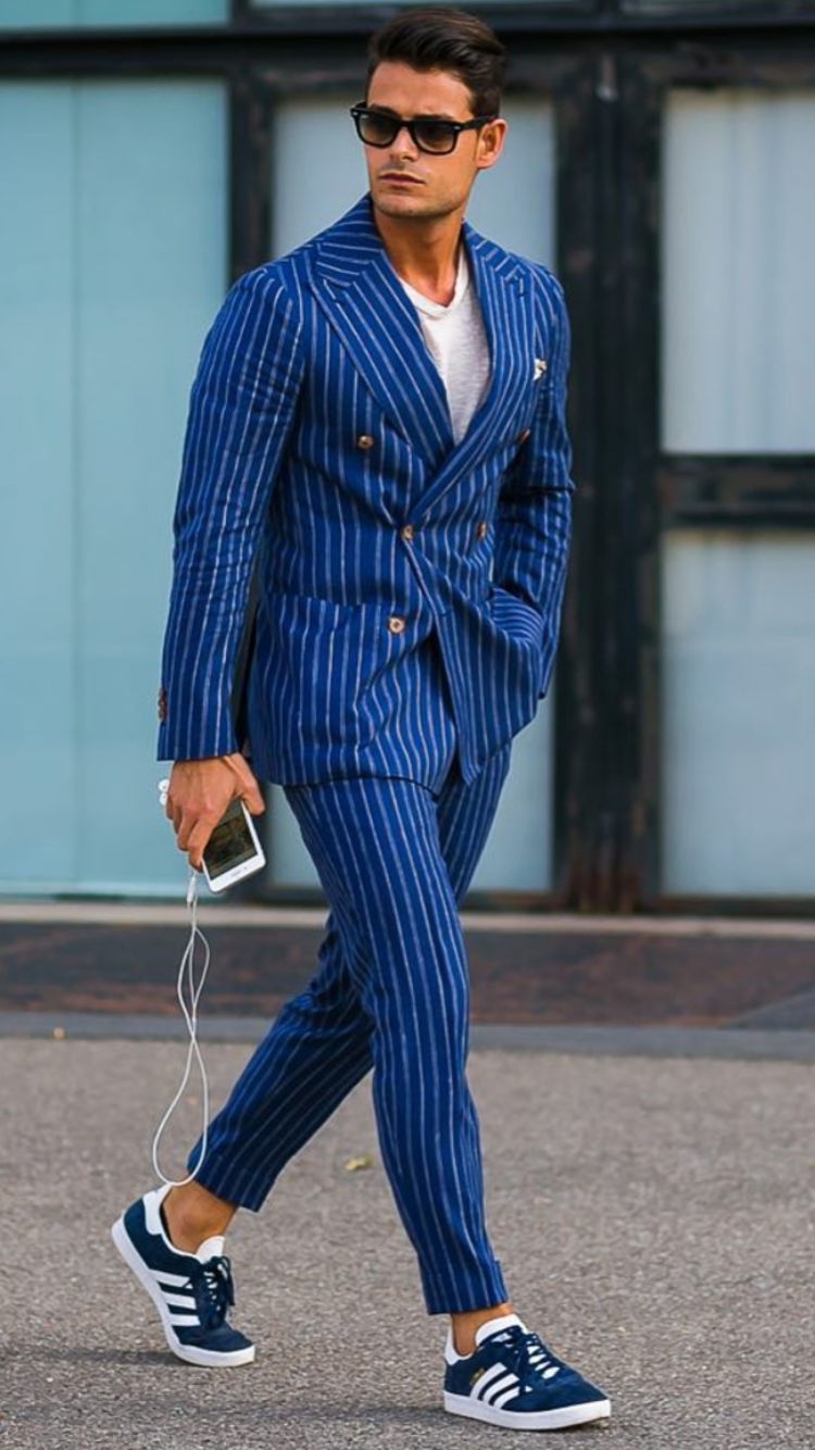 Костюм классический мужской спортивного стиля Pin by Wallace Baylor on Wallace k Baylor Suits and sneakers, Mens outfits, Pins