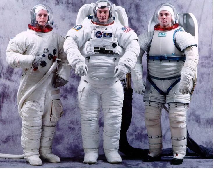 Костюм космонавта фото настоящие Bill Ayrey Nasa space suit, Space suit costume, Astronaut suit