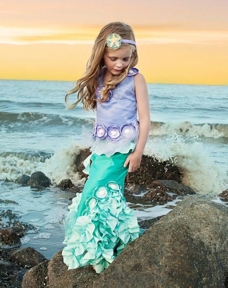 Костюм море фото Emilia the Emerald of the Ocean Mermaid by TheWhimsyFinShop, $165.00 Mermaid dre