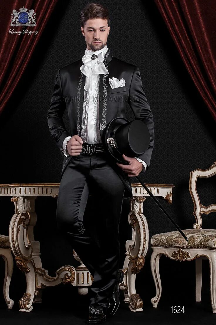 Костюм в стиле барокко мужской Groomswear Baroque. Vintage suit coat black satin fabric with silver embroidery 