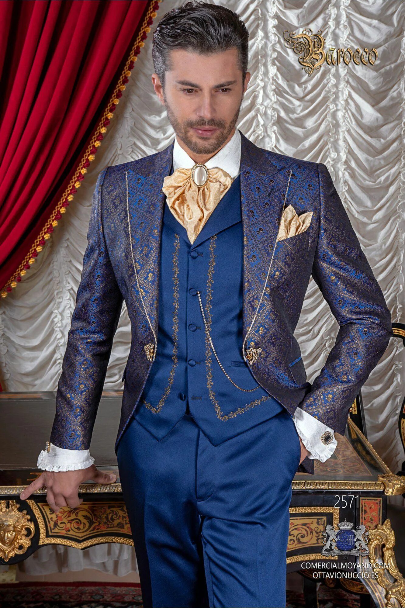 Костюм в стиле барокко мужской Baroque men wedding suits, collection Ottavio Nuccio Gala italian groom suits We
