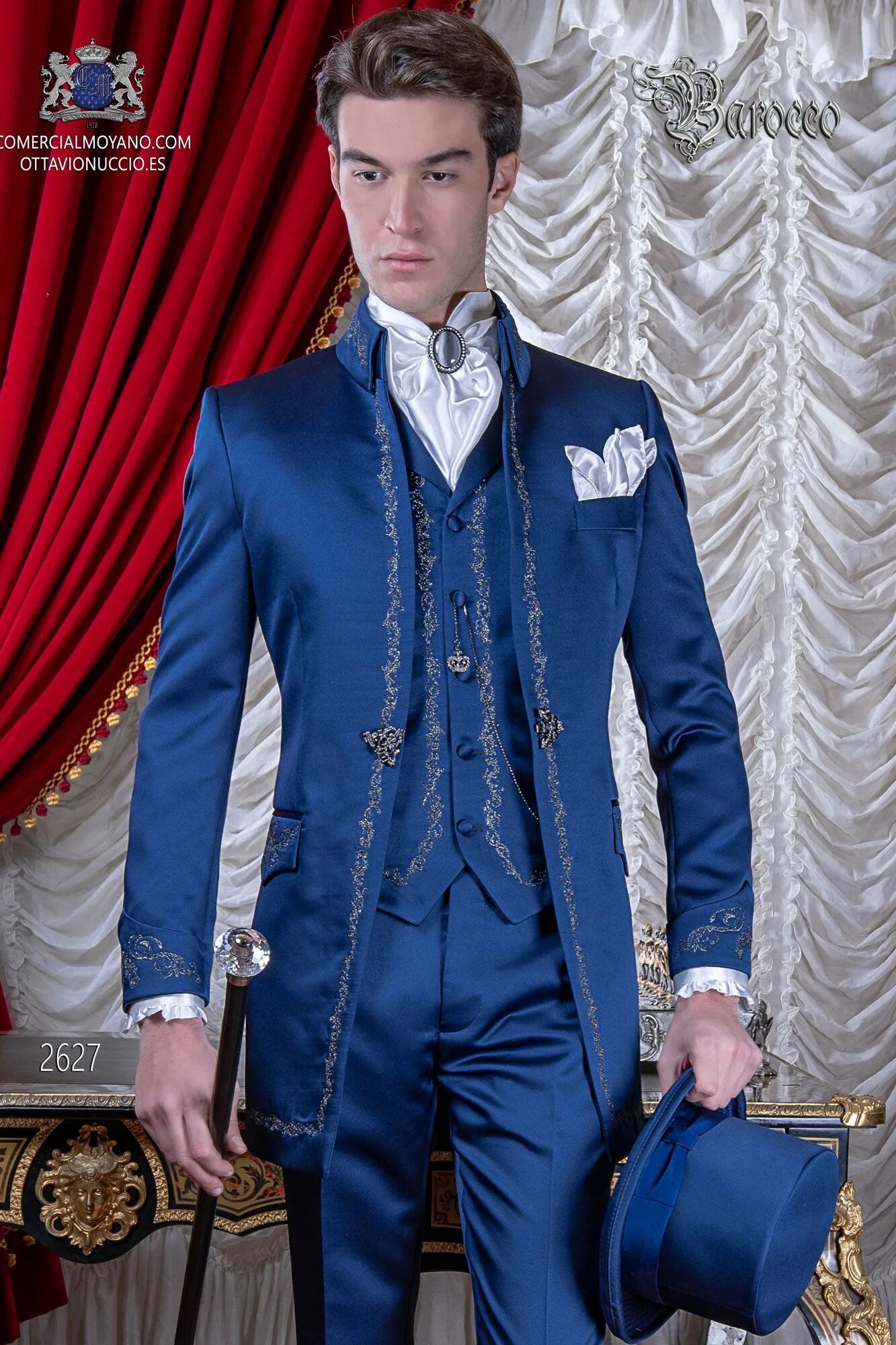 Костюм в стиле барокко мужской boyfriend costume Baroque era blue with silver embroidery 2627