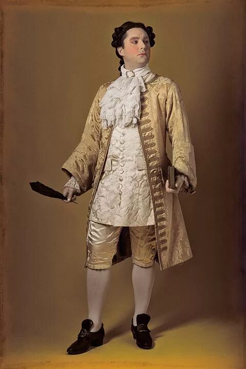 Костюм в стиле барокко мужской Habit à la française XVIII ° siècle - XVIIIth century courtier suit www.vertugad