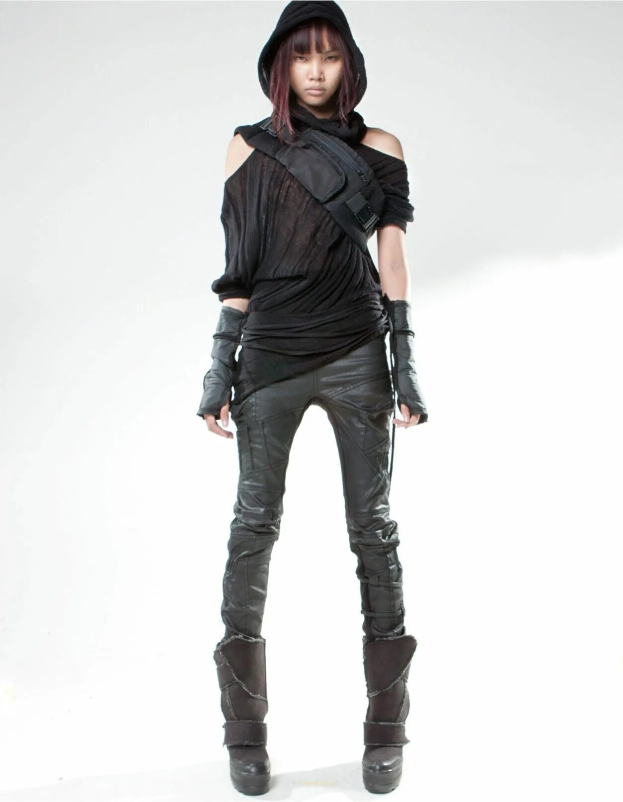 Костюм в стиле киберпанк женский Pin by Diana on Киберпанк одежда Cyberpunk fashion, Futuristic fashion, Dystopia