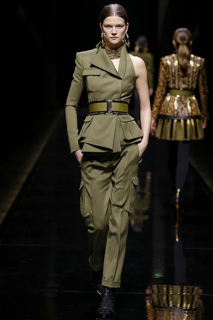 Костюм в стиле милитари женский Balmain Autumn/Winter 2014 Ready-To-Wear Military fashion, Military inspired fas